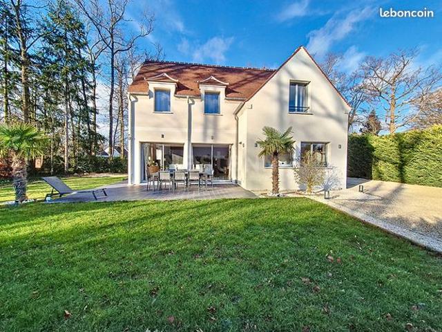 Propriété 7 pièces 201 m²