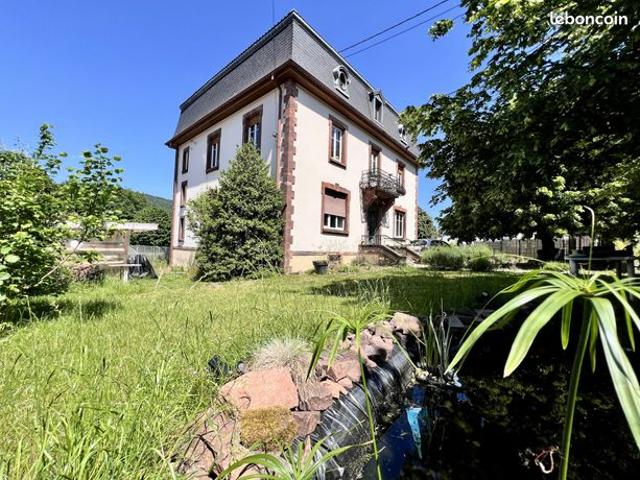 Propriété 7 pièces 201 m²