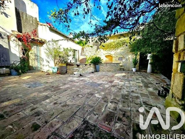Propriété 7 pièces 202 m²