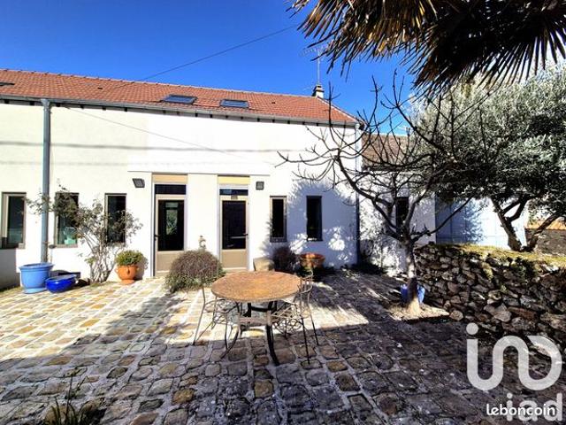 Propriété 7 pièces 202 m²