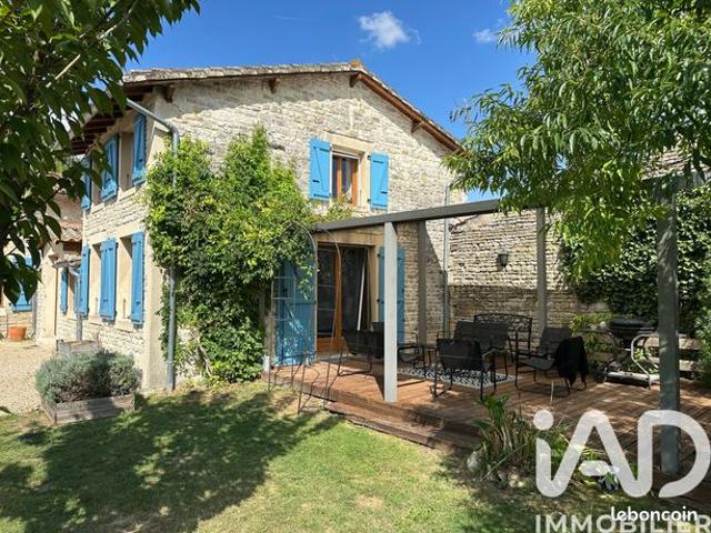 Propriété 7 pièces 203 m²