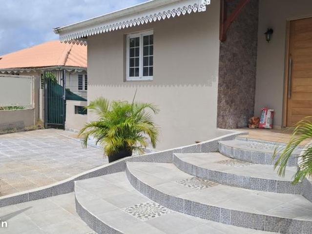 Propriété 7 pièces 203 m²