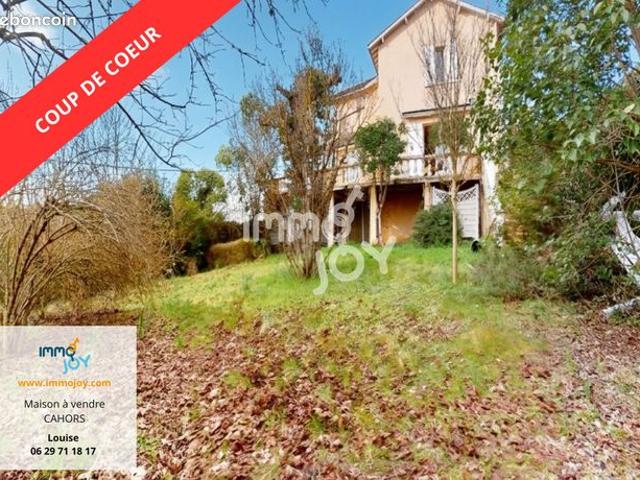 Propriété 7 pièces 214 m²