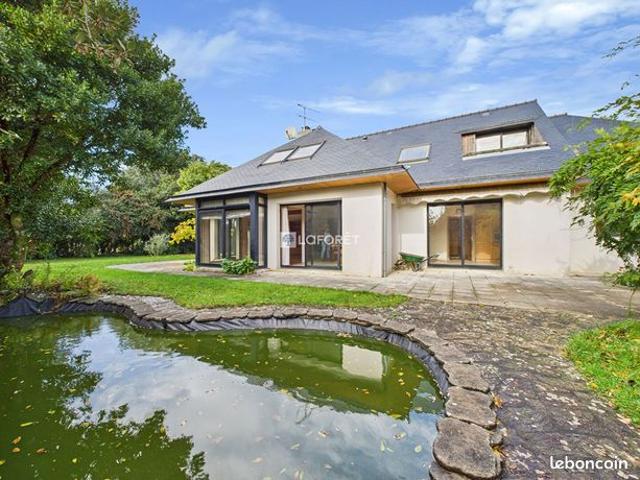 Propriété 7 pièces 215 m²
