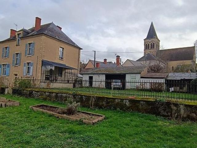 Propriété 7 pièces 215 m²