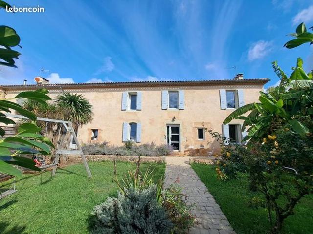 Propriété 7 pièces 215 m²