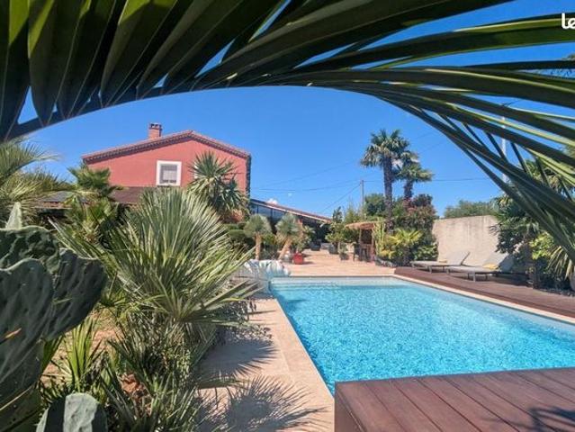 Propriété 7 pièces 215 m²