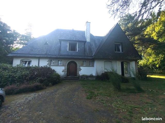 Propriété 7 pièces 215 m²