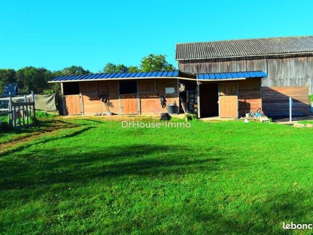 Propriété 7 pièces 216 m²