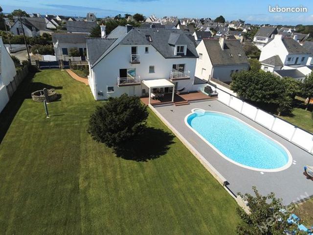 Propriété 7 pièces 218 m²