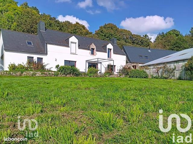 Propriété 7 pièces 210 m²