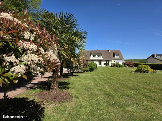 Propriété 7 pièces 210 m²