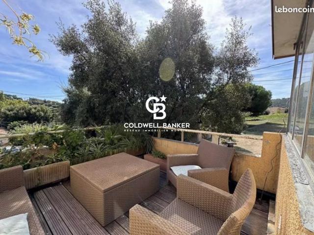 Propriété 7 pièces 210 m²