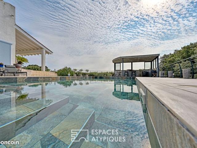 Propriété 7 pièces 210 m²