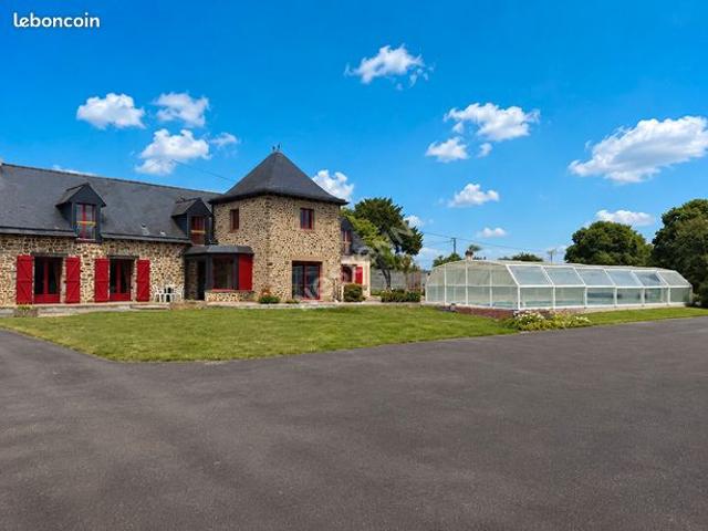 Propriété 7 pièces 210 m²