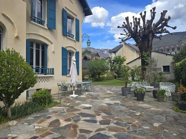 Propriété 7 pièces 211 m²