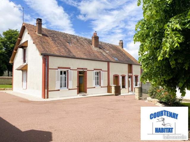 Propriété 7 pièces 211 m²