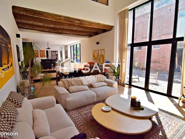 Propriété 7 pièces 212 m²