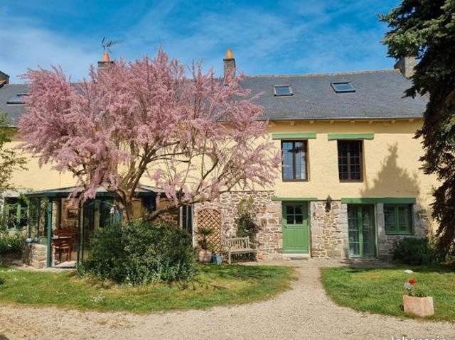 Propriété 7 pièces 212 m²