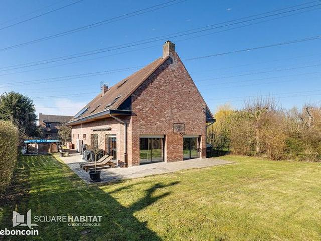 Propriété 7 pièces 212 m²