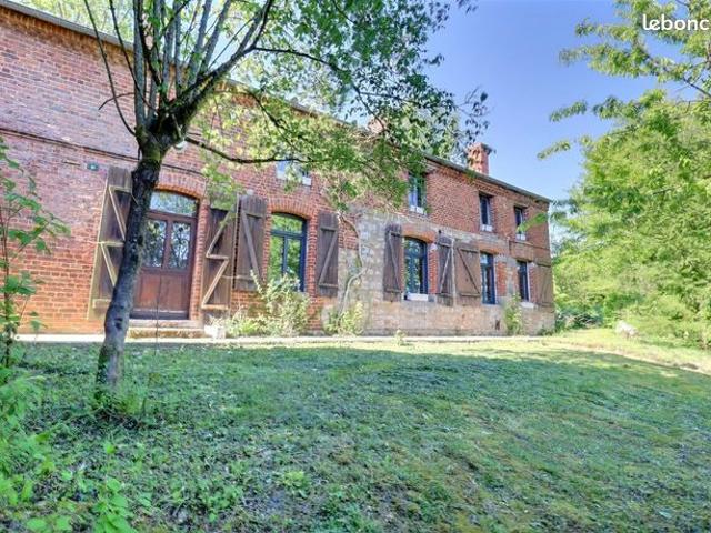 Propriété 7 pièces 225 m²