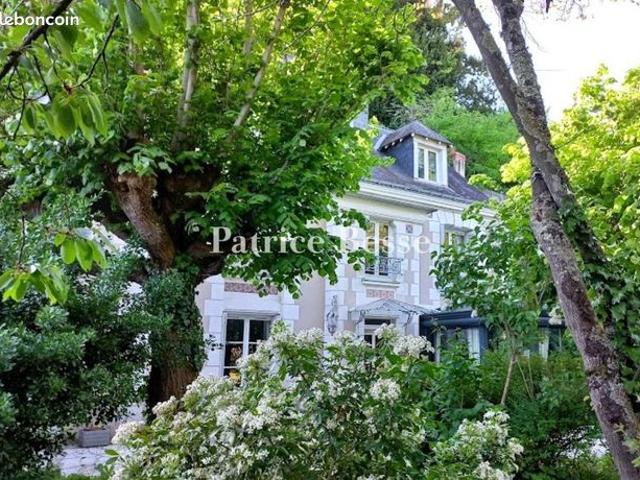 Propriété 7 pièces 225 m²