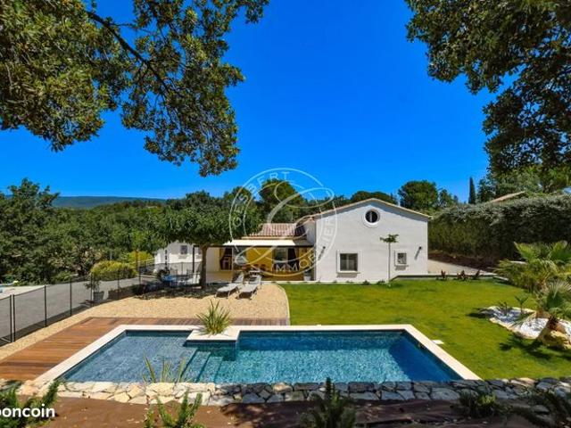 Propriété 7 pièces 225 m²