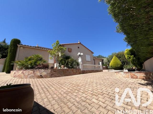 Propriété 7 pièces 226 m²
