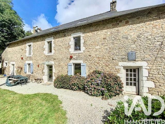 Propriété 7 pièces 226 m²
