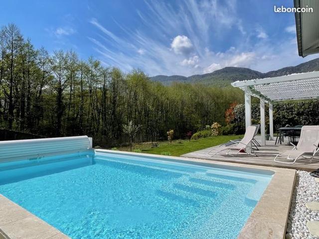 Propriété 7 pièces 227 m²