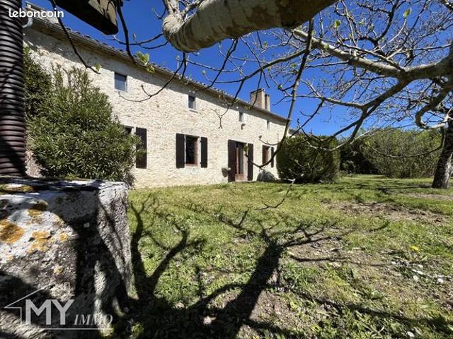 Propriété 7 pièces 228 m²