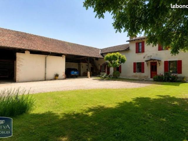 Propriété 7 pièces 228 m²