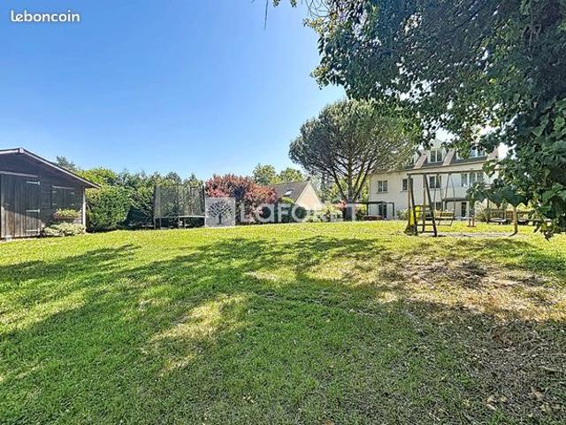 Propriété 7 pièces 220 m²