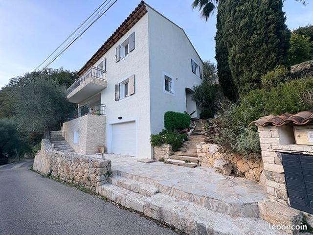 Propriété 7 pièces 220 m²