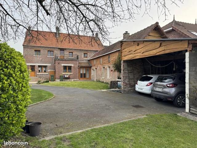 Propriété 7 pièces 220 m²