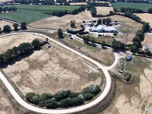 Propriété 7 pièces 220 m²