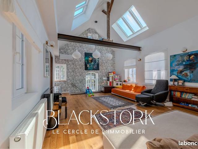 Propriété 7 pièces 220 m²