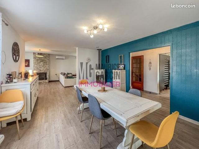 Propriété 7 pièces 220 m²