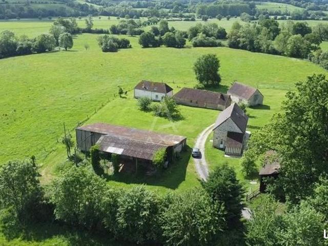 Propriété 7 pièces 220 m²