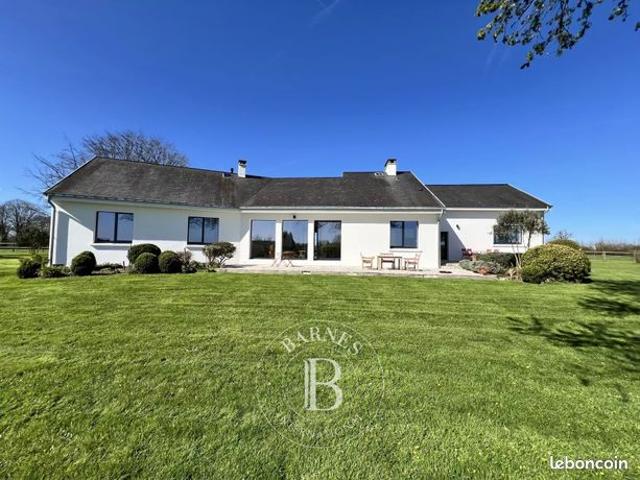 Propriété 7 pièces 220 m²