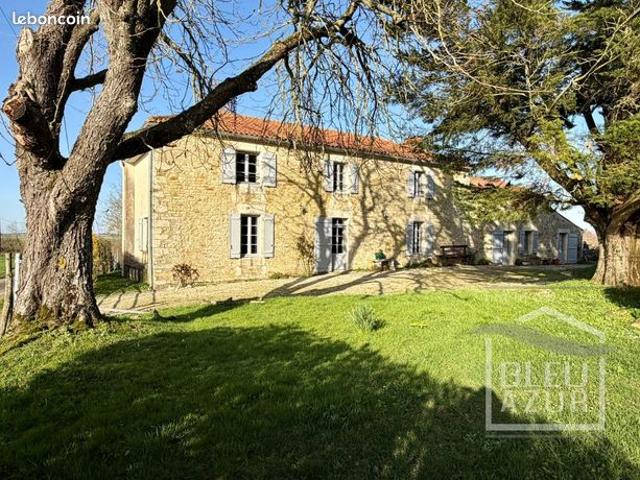 Propriété 7 pièces 223 m²