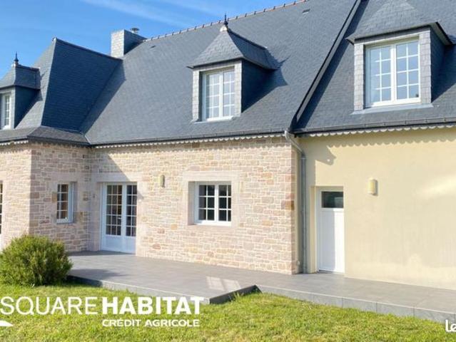 Propriété 7 pièces 235 m²