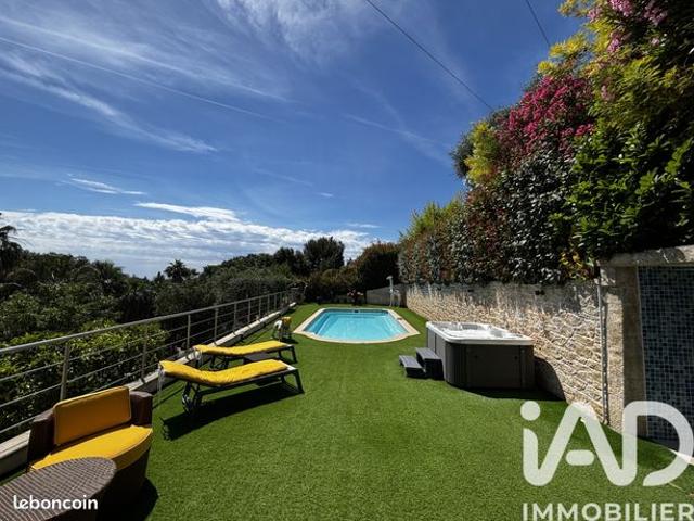 Propriété 7 pièces 236 m²