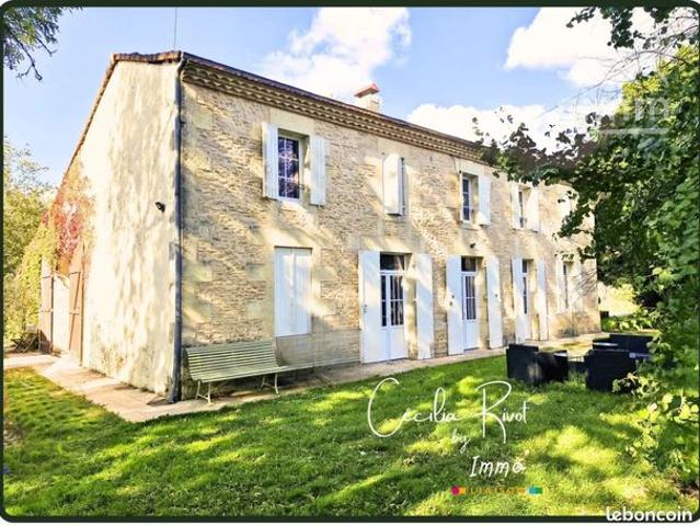 Propriété 7 pièces 230 m²