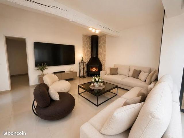 Propriété 7 pièces 230 m²