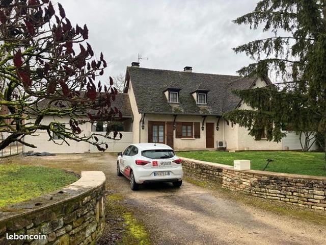 Propriété 7 pièces 230 m²