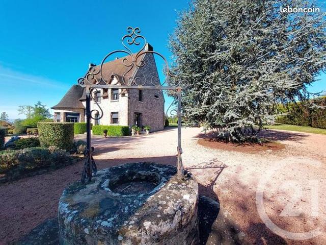 Propriété 7 pièces 230 m²