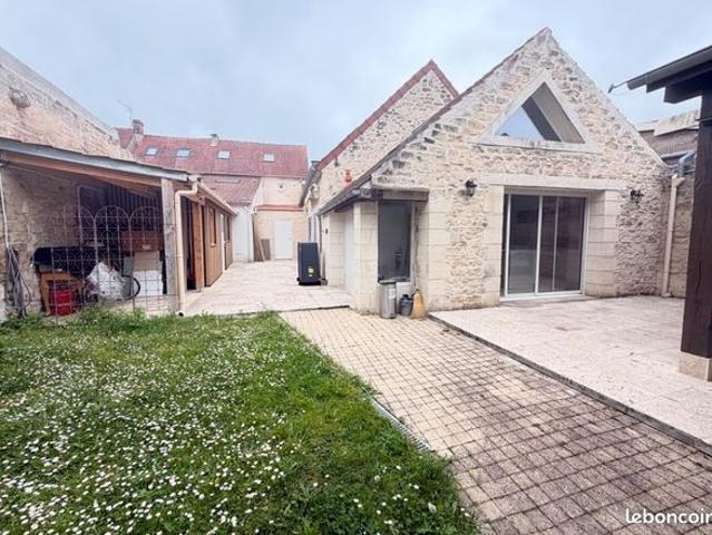 Propriété 7 pièces 230 m²