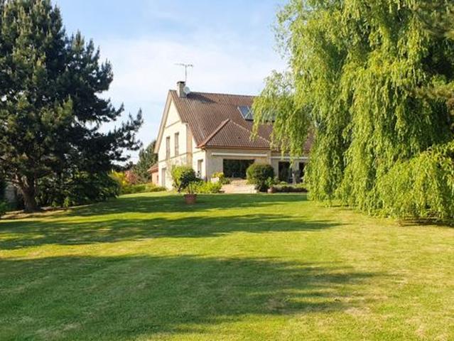 Propriété 7 pièces 231 m²