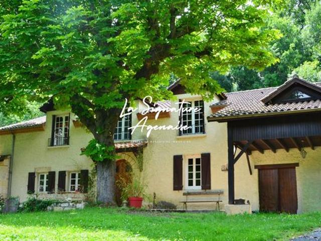 Propriété 7 pièces 231 m²